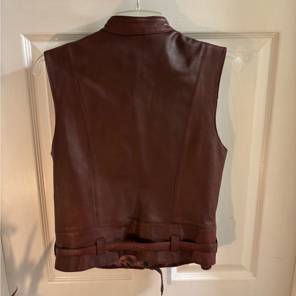 CAbi Women’s Dark Brown 100% Leather Moto Vest with snap belt, size M - Picture 2 of 12